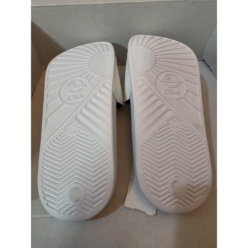 BNWT ISlide Florida Gators White Mascot Slide Sandals Youth Size 3/4 NWT